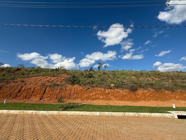 Terreno com 346m², à venda, no bairro Salvaterra em Matias Barbosa