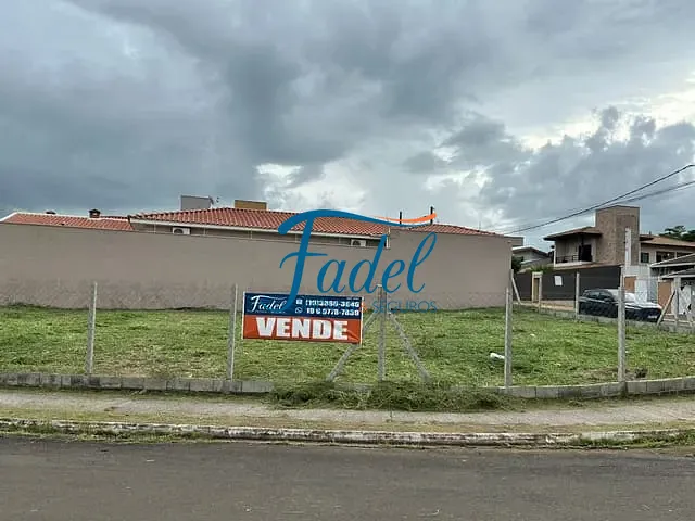 Terreno com 429m², à venda, no bairro Jardim Leonor em Conchal