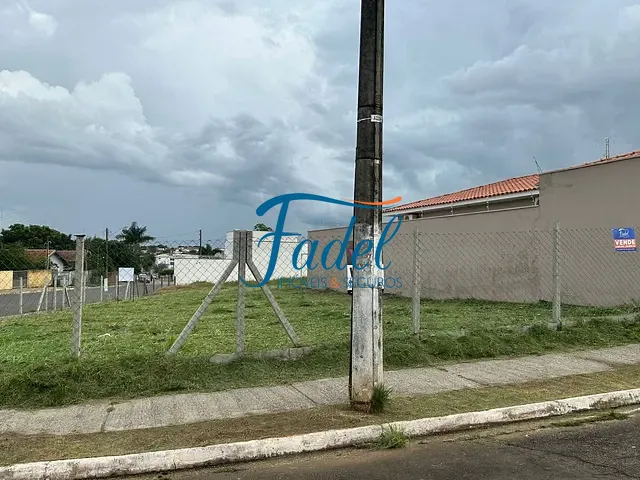 Terreno com 429m², à venda, no bairro Jardim Leonor em Conchal