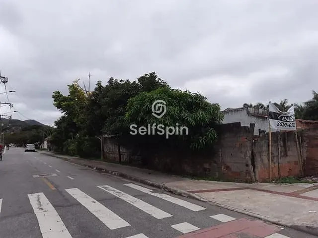 Terreno com 651m², para alugar, no bairro Piratininga em Niterói