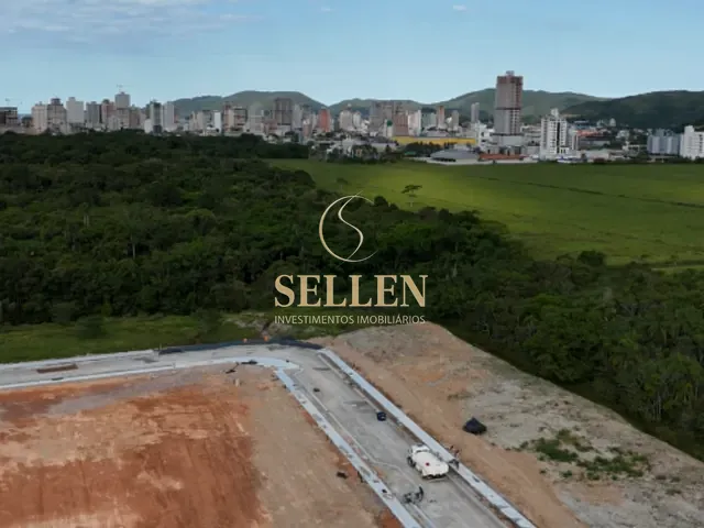 Terreno com 371m², à venda, no bairro Jardim Dourado em Porto Belo