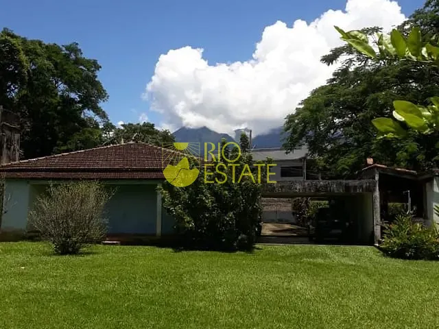 Terreno com 7000m², à venda, no bairro Penedo em Itatiaia