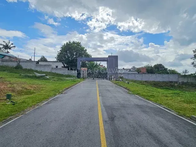 Terreno com 1m², à venda, no bairro Vila Conceição em Campo Largo