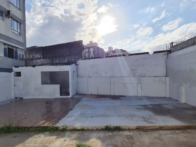 Terreno com 200m², para alugar, no bairro Coqueiros em Florianópolis