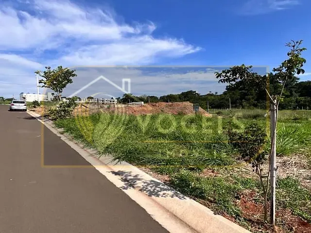 Terreno com 363m², à venda, no bairro Florabella I em Holambra