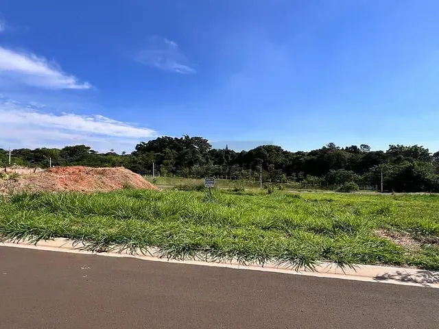 Terreno com 363m², à venda, no bairro Florabella I em Holambra