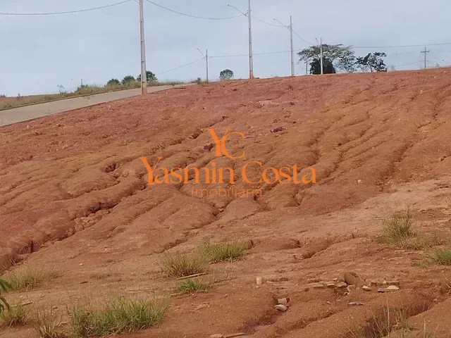 Terreno com 250m², à venda, no bairro Loteamento Vila Real em Cambuí