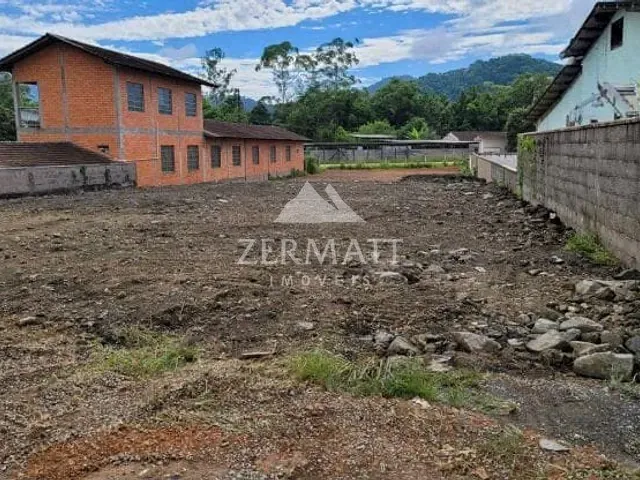 Terreno com 1100m², para alugar, no bairro Itoupava Central em Blumenau