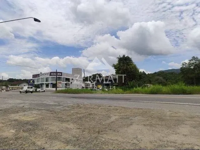 Terreno com 1100m², para alugar, no bairro Itoupava Central em Blumenau