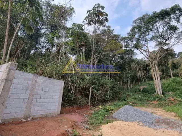 Terreno à venda, no bairro Jardim das Cerejeiras em Arujá