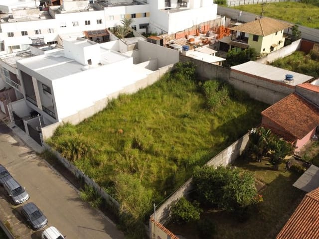 Terreno com 713m², à venda, no bairro Aeroporto em Juiz de Fora