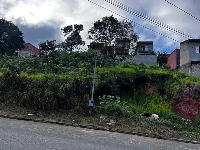 Terreno com 179m², à venda, no bairro Parque Residencial Itapeti em Mogi das Cruzes