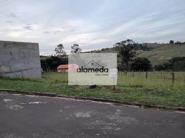 Terreno com 224m², à venda, no bairro Dom Pedro Filipak em Jacarezinho