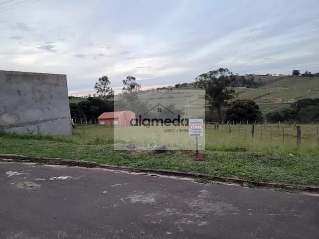 Terreno com 224m², à venda, no bairro Dom Pedro Filipak em Jacarezinho