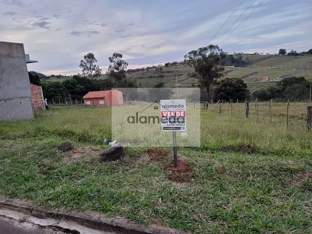 Terreno com 224m², à venda, no bairro Dom Pedro Filipak em Jacarezinho