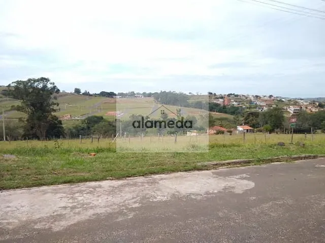 Terreno com 224m², à venda, no bairro Dom Pedro Filipak em Jacarezinho