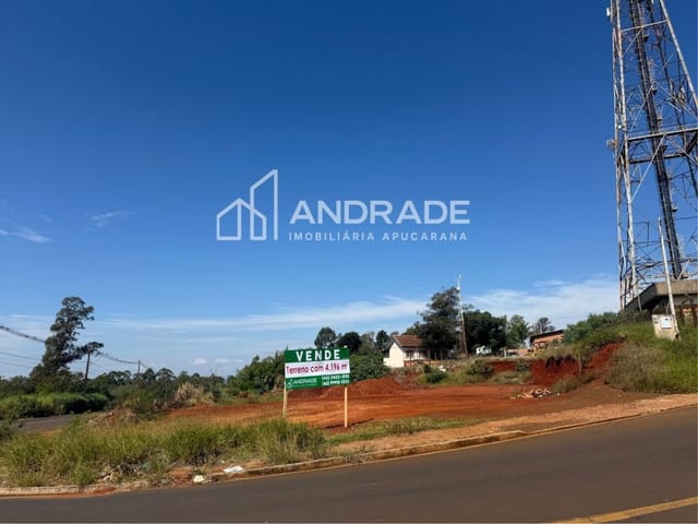 Terreno com 4190m², à venda, no bairro Vila Santa Helena em Apucarana