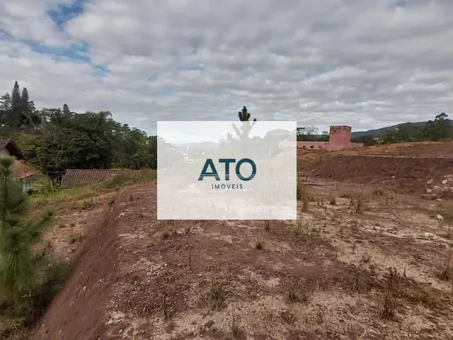 Terreno com 1806m², à venda, no bairro Centro em Canelinha