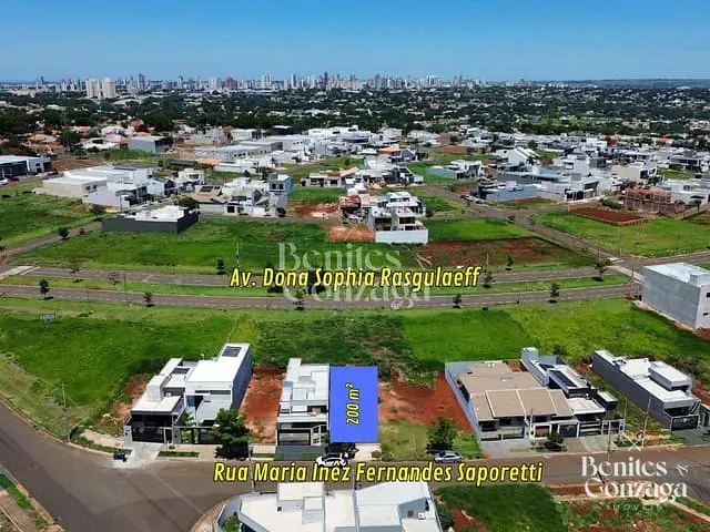 Casa com 200m², à venda, no bairro Bom Jardim em Maringá