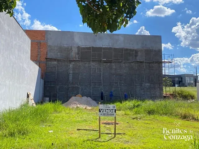 Casa com 200m², à venda, no bairro Bom Jardim em Maringá