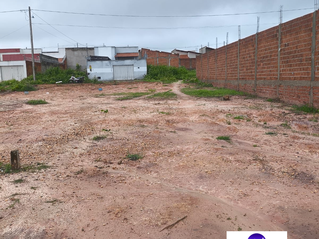 Terreno com 200m², à venda, no bairro Santa Rosa em Teresina