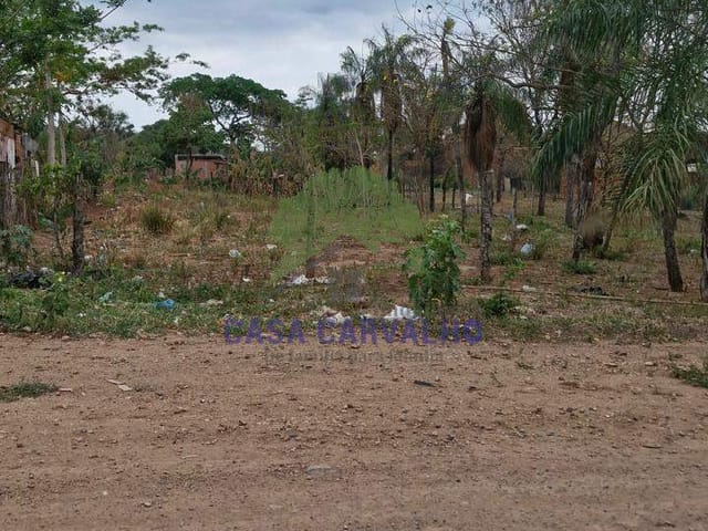 Terreno com 718m², à venda, no bairro Nova Corumbá em Corumbá