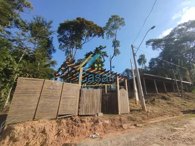 Terreno com 1500m², à venda, no bairro Centro (Mailasqui) em São Roque