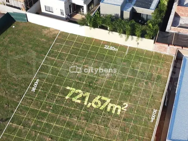 Terreno com 722m², à venda, no bairro Loteamento Alphaville Araçatuba em Araçatuba
