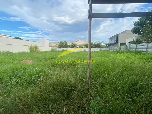 Terreno com 583m², à venda, no bairro Alphaville Jacuhy em Serra
