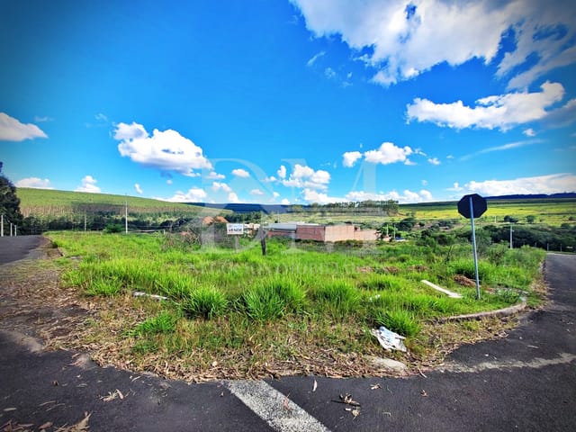 Terreno com 282m², à venda, no bairro Residencial Usina Velha em Jaguariaíva