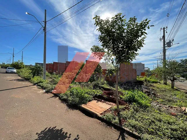 Terreno com 325m², à venda, no bairro Irio Holler em Foz do Iguaçu