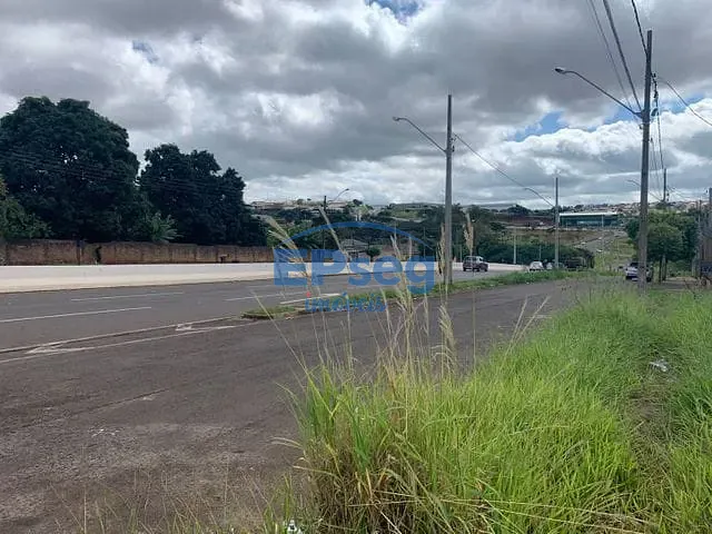 Terreno com 607m², à venda, no bairro Jardim Tropical em Londrina