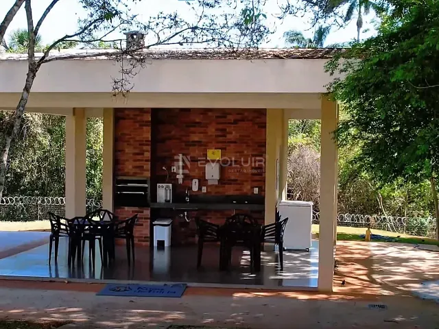 Terreno com 418m², à venda, no bairro Residencial Triunfo em Goianira
