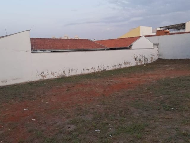 Terreno com 302m², para alugar, no bairro Vila Nossa Senhora de Fátima em Americana