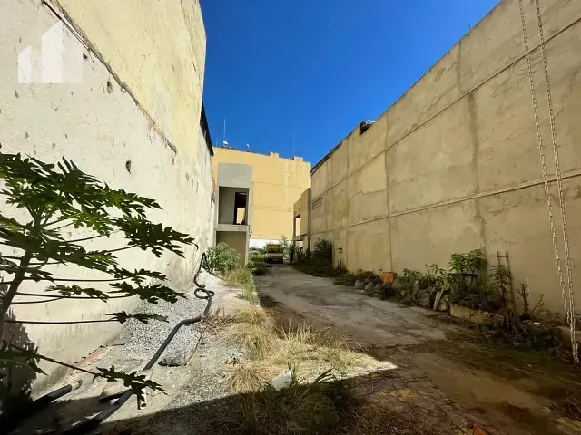 Terreno com 545m², à venda ou para alugar, no bairro Centro em Nilópolis