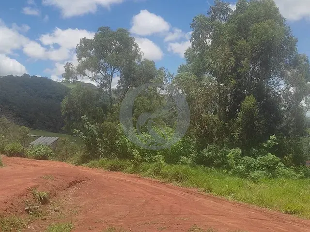 Terreno com 500m², à venda, no bairro Moenda em Joanópolis