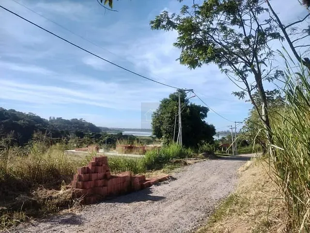 Terreno com 360m², à venda, no bairro Jardim Interlagos (Ponta Negra) em Maricá