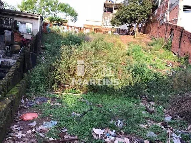 Terreno com 357m², à venda, no bairro Jardim Santa Tereza em Embu das Artes