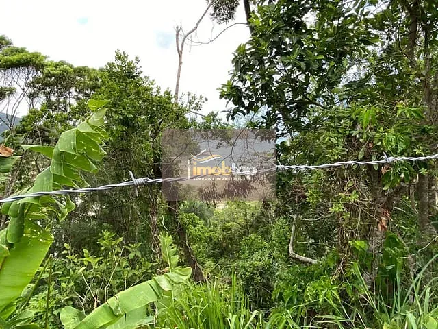 Terreno com 252m², à venda, no bairro Loteamento Roteiro do Sol em Caraguatatuba
