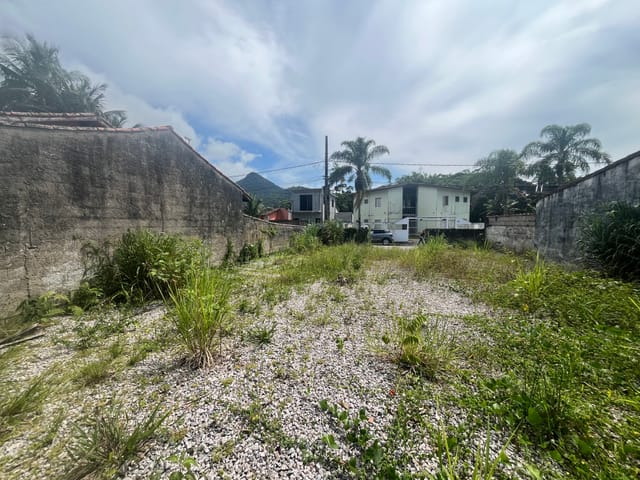 Foto do Terreno - Oportunidade Única! Terreno a 300 metros da Praia em Massaguaçú, 300m² Pronto para Construir! Caraguatatuba, litoral norte deSP | Innova Imobiliária