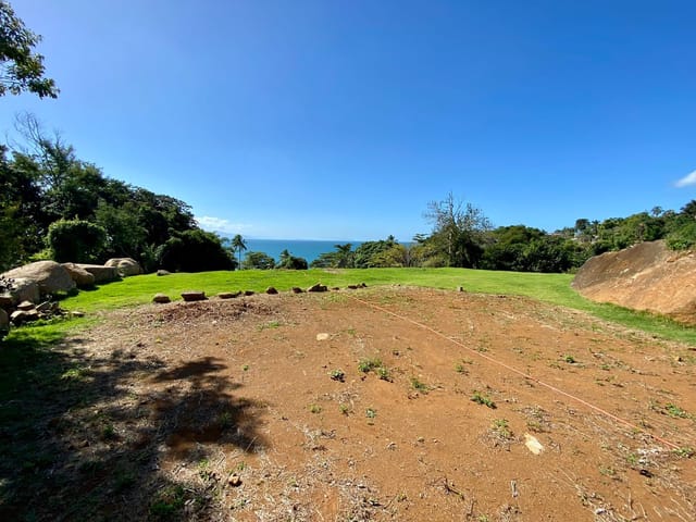 Terreno com 2326m², à venda, no bairro Ponta das Canas em Ilhabela