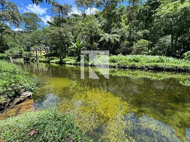 Terreno com 603m², à venda, no bairro Albuquerque em Teresópolis