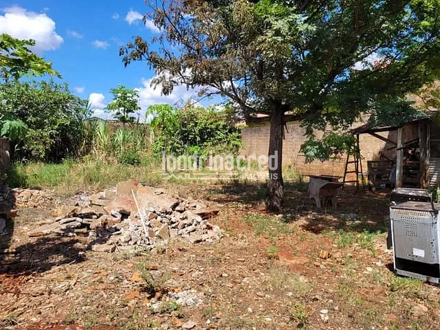 Terreno com 300m², à venda, no bairro Jardim União em Cambé