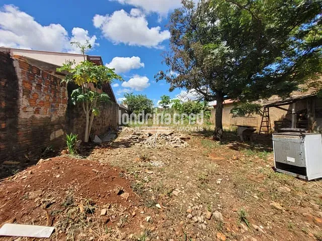 Terreno com 300m², à venda, no bairro Jardim União em Cambé