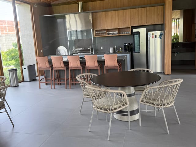 Terreno com 542m², à venda, no bairro Farolândia em Aracaju
