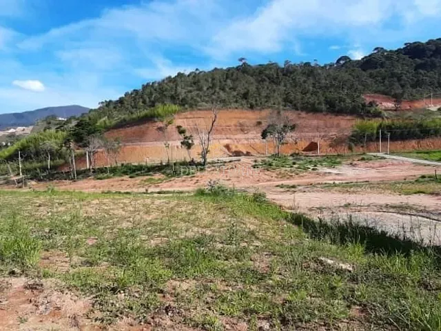 Terreno com 290m², à venda, no bairro Prata em Teresópolis