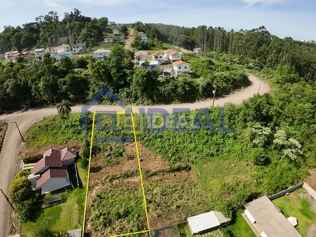 Terreno com 597m², à venda, no bairro Poente do Sol em Concórdia