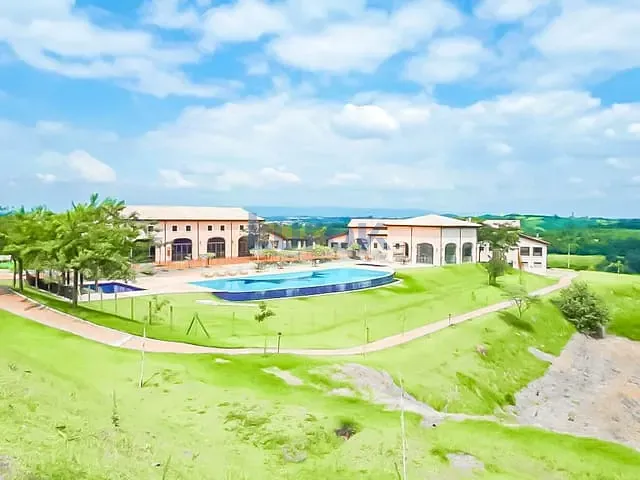 Terreno com 850m², à venda, no bairro Monte Alegre em Vinhedo