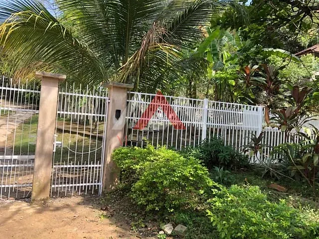 Terreno com 1910m², à venda, no bairro Itaipu em Niterói