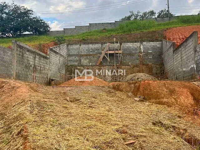 Terreno com 360m², à venda, no bairro Colinas de Parnaíba I em Santana de Parnaíba